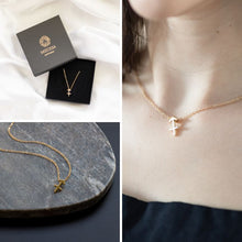 Cargar imagen en el visor de la galería, Collar zodiacal chapado en oro de 18 quilates